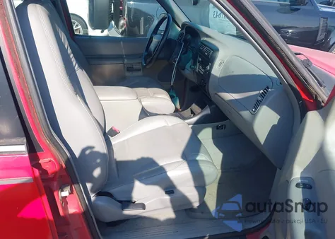 1998 Ford Explorer Eddie Bauer/Limited/Xl/Xlt z USA, uszkodzony, nr VIN 1FMZU32E0WUD02441